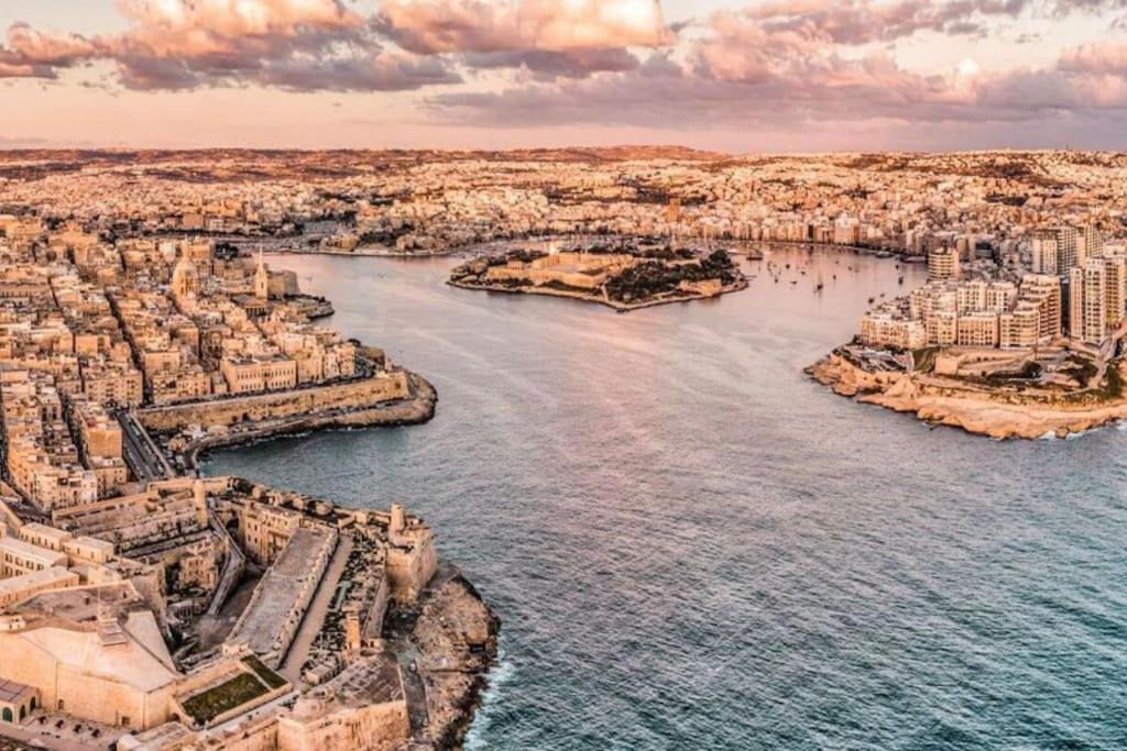 Sea View Penthouse In Tas-Sliema 아파트 외부 사진